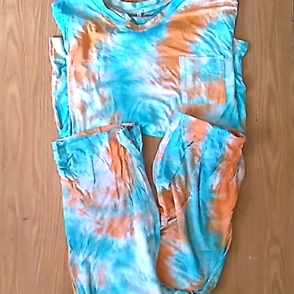 NO LABELS- Tye Dye Pajama Set